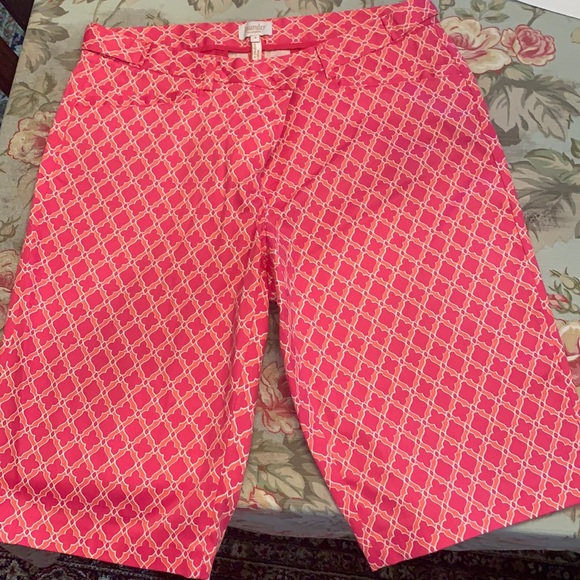Shorts - Picture 1 of 3